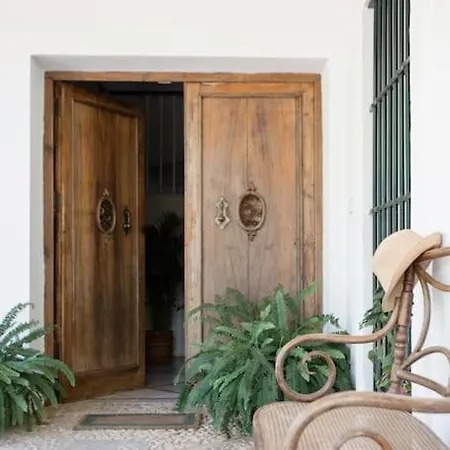 Casa Del Monte * Seville